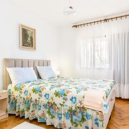 Apartments By The Sea Okrug Gornji, Ciovo - 1069 Трогир Екстериор снимка