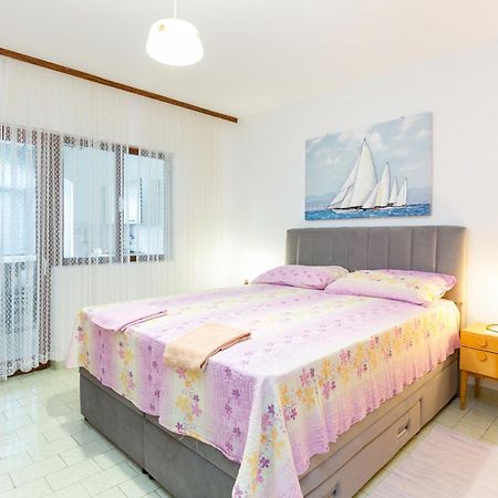 Apartments By The Sea Okrug Gornji, Ciovo - 1069 Трогир Екстериор снимка