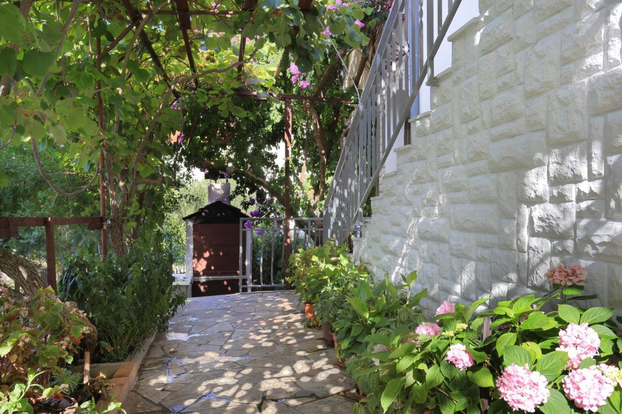 Apartments By The Sea Okrug Gornji, Ciovo - 1069 Трогир Екстериор снимка