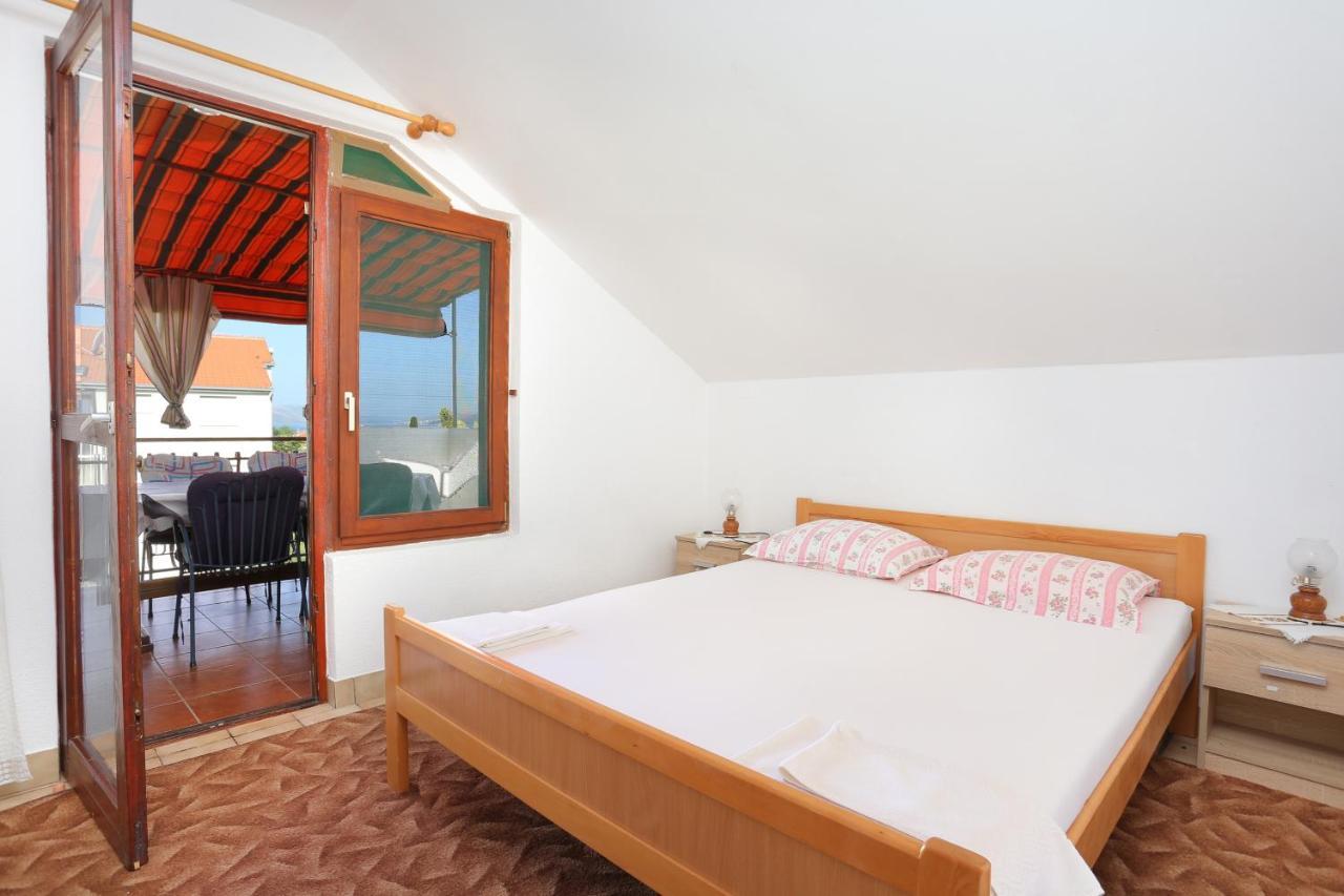 Apartments By The Sea Okrug Gornji, Ciovo - 1069 Трогир Екстериор снимка