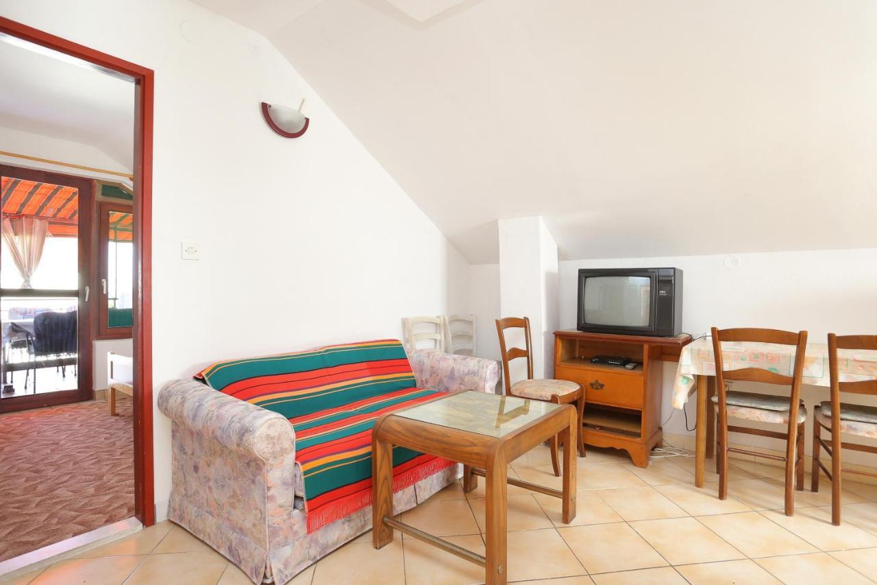 Apartments By The Sea Okrug Gornji, Ciovo - 1069 Трогир Екстериор снимка