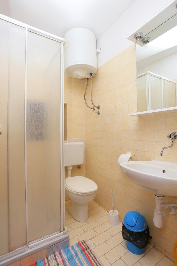 Apartments By The Sea Okrug Gornji, Ciovo - 1069 Трогир Екстериор снимка