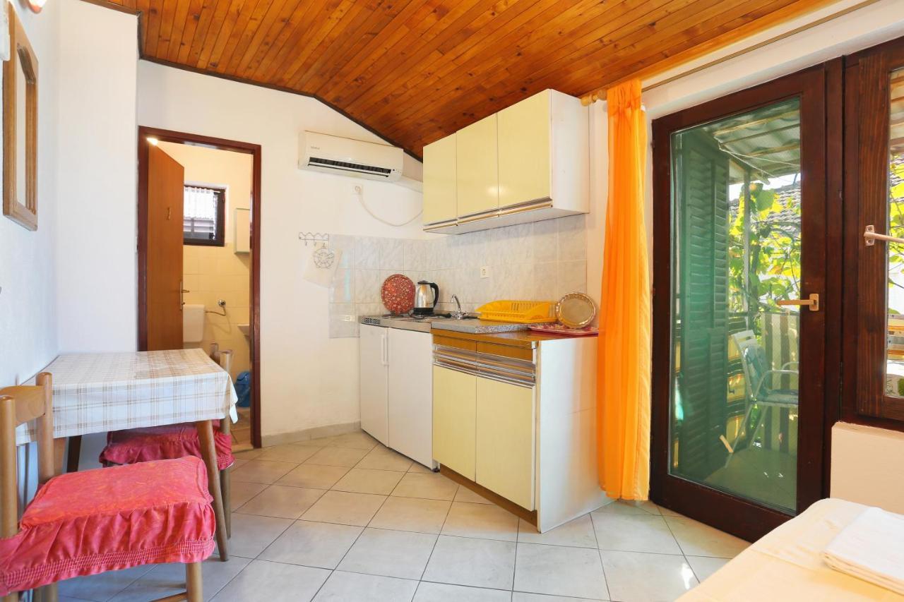 Apartments By The Sea Okrug Gornji, Ciovo - 1069 Трогир Екстериор снимка