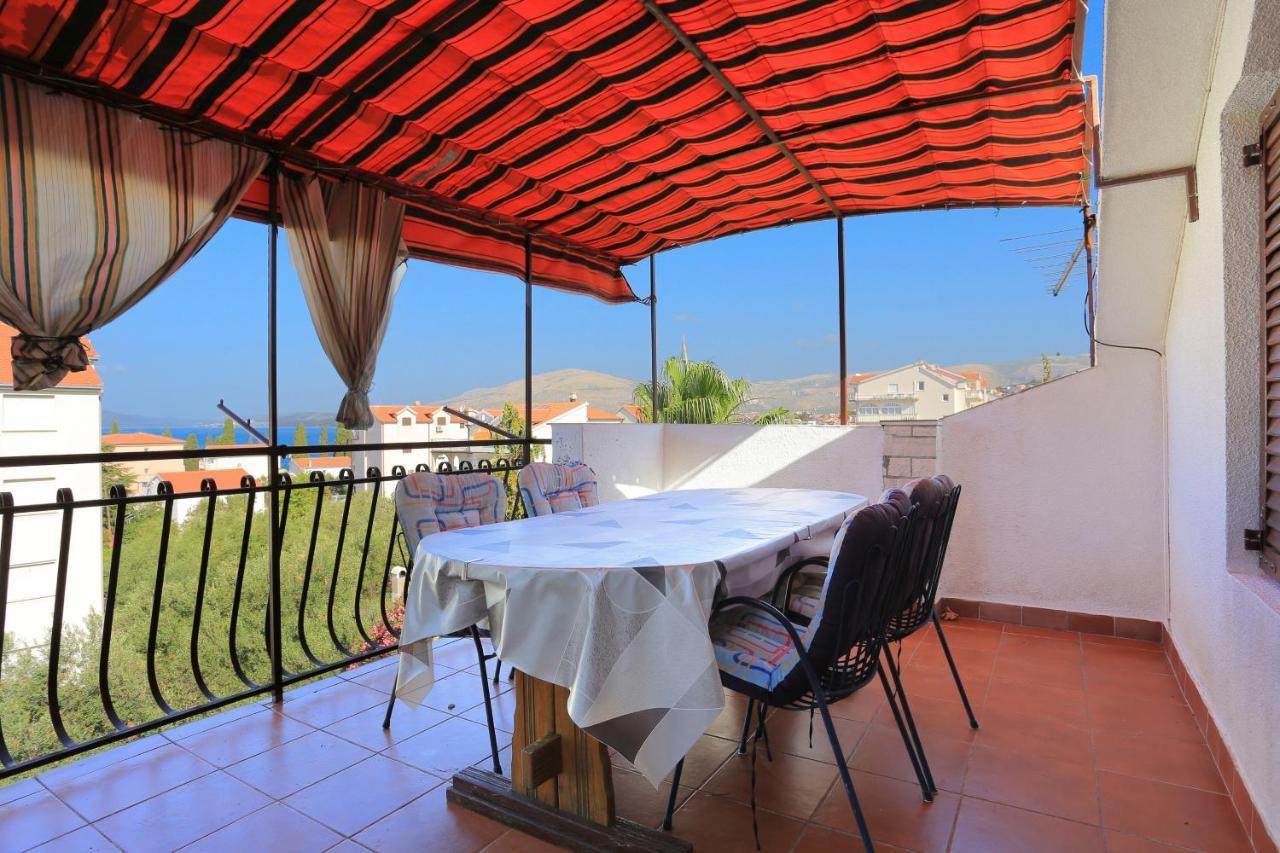 Apartments By The Sea Okrug Gornji, Ciovo - 1069 Трогир Екстериор снимка